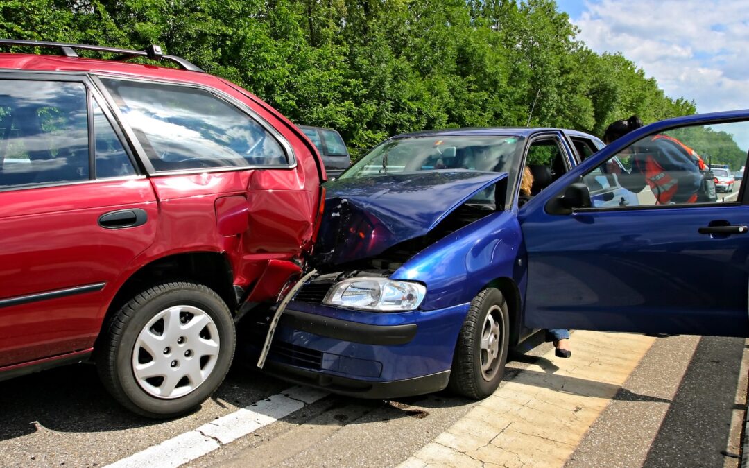 Zničili ste auto? Peniaze z havarijnej poistky vám na kúpu nového vozidla nebudú stačiť. Potrebujete špeciálne poistenie